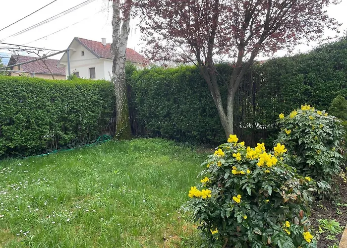 5min Airport Апартаменты *