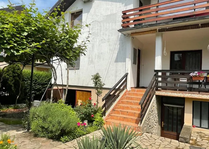 Апартаменты 5min Airport *